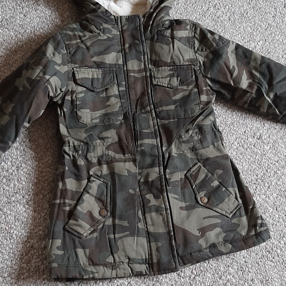 New Girls Heavyweight Cotton Faux Fur Lined Jacket - Picture 6 of 13